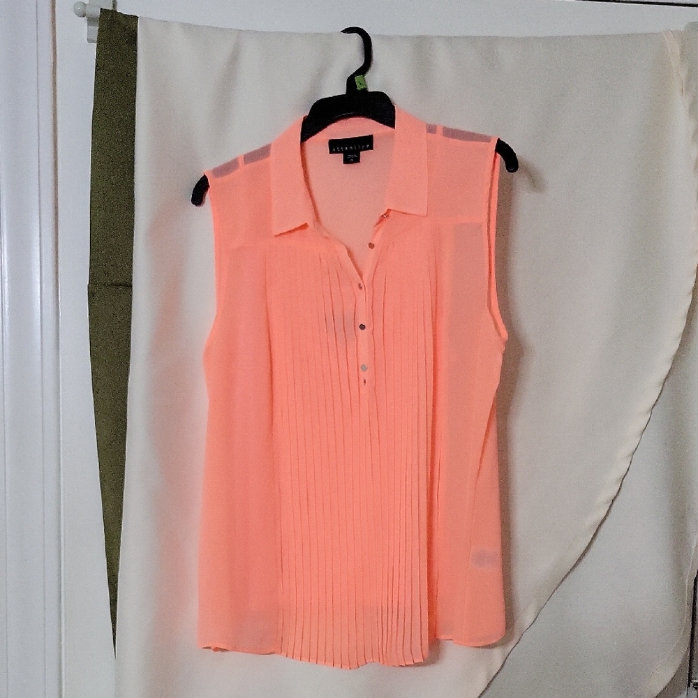 Attention Pink Sleeveless Blouse with Polo Collar